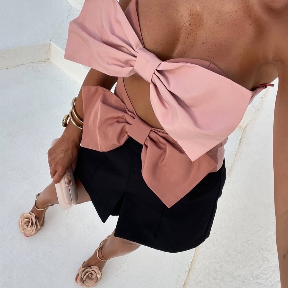 ‼️SOLD‼️ Zara Pink and Black Bow Crop Top